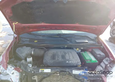 2013 Chrysler Town & Country Touring-L z USA, uszkodzony, nr VIN 2C4RC1CG3DR569577